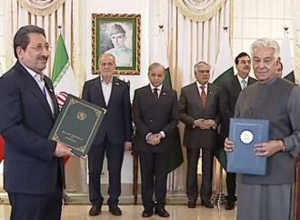 پاکستان اور ایران کے درمیان 12معاہدوں اور مفاہمتی یادداشتوں پر دستخط