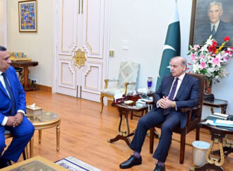 پاکستان بنگلہ دیش کے ساتھ تجارت بڑھانے کاخواہاں ہے،وزیراعظم