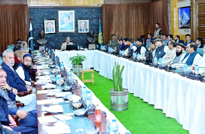 وزیراعظم کا موسمیاتی تبدیلی کے چیلنج سے نمٹنےکیلئے بھرپورکوششوں پرزور