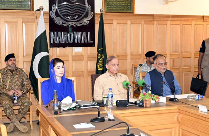 وزیراعظم کا قدرتی آفات سے نمٹنے کیلئے اجتماعی کوششوں پرزور