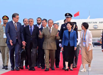 ایس سی او سربراہان مملکت کونسل اجلاس،وزیراعظم چین پہنچ گئے