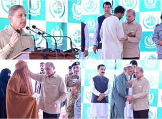 وزیراعظم کا سیلاب متاثرین سے اظہارِ یکجہتی، بھر پور مدد کی یقین دہانی