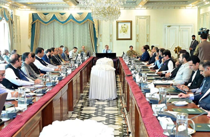 وزیراعظم کا سیلاب سے متاثرہ علاقوں کی بحالی تک امدادی سرگرمیاں جاری رکھنے کا عزم