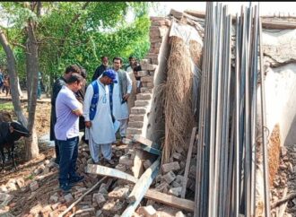 ڈپٹی کمشنر علی اکبر بھنڈر نے تحصیل جھنگ اور اٹھارہ ہزاری کے سیلاب سے متاثرہ علاقو ں کا دورہ کیا