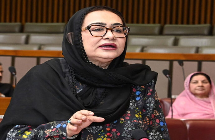 پاک فوج کے اسی فیصد شعبوں میں خواتین کو بھرتی کیا جاتا ہے،زیب جعفر