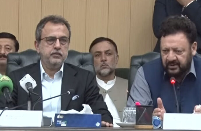 حکومت عوام کا معیار زندگی بہتر بنانے پر توجہ دے رہی ہے،اویس لغاری