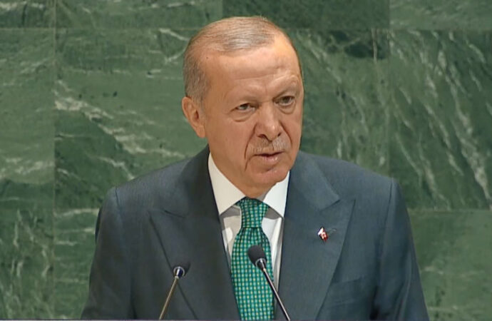 کشمیر کا مسئلہ اقوام متحدہ کی قراردادوں کے مطابق حل ہونا چاہیے، ترک صدر