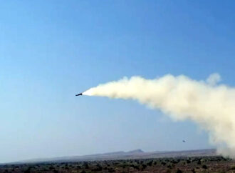 پاکستان نے مقامی طور پر تیار کئے گئے نئے فتح فور کروز میزائل کا کامیاب تجربہ کرلیا