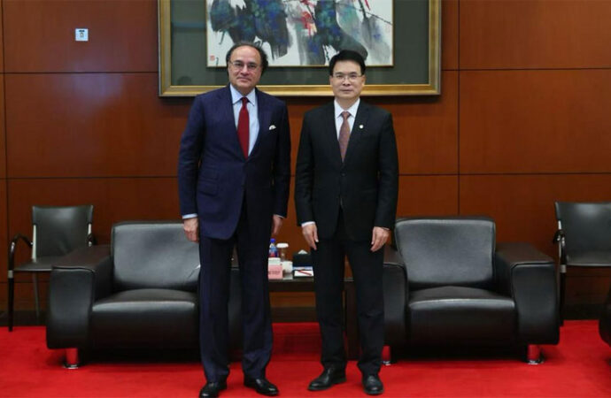 پاکستان،چین کا سرمایہ کاری،تجارتی فنانسنگ میں تعاون بڑھانے پر اتفاق