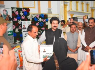 صوبائی وزیر سوشل ویلفیئر و بیت المال سہیل شوکت بٹ کا جھنگ کا دورہ،500 سیلاب متاثرین خاندانوں کو دو ماہ کا راشن فراہم کیا گیا