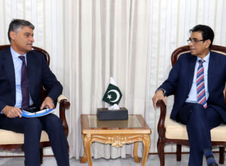 معیاری تعلیم اور اساتذہ کی تربیت حکومت کی اولین ترجیح ہے:ڈاکٹر خالد