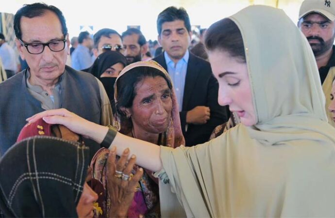 وزیراعلیٰ پنجاب کا سیلاب سے متاثرہ تحصیل جلال پور پیروالا کا دورہ