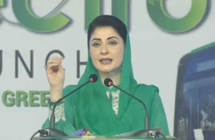 وزیراعلی مریم نواز نے سرگودھا میں الیکٹرک بسوں کا افتتاح کردیا