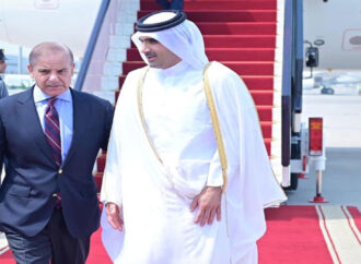 وزیراعظم عرب اسلامی سربراہ ہنگامی اجلاس میں پاکستان کی نمائندگی کررہے ہیں