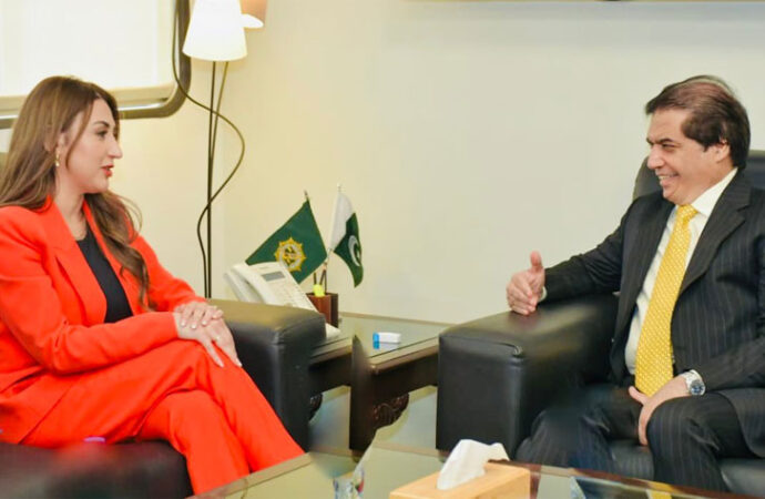 امریکی ناظم الامور کی پاکستان ریلوے میں جاری اصلاحاتی کوششوں کی تعریف