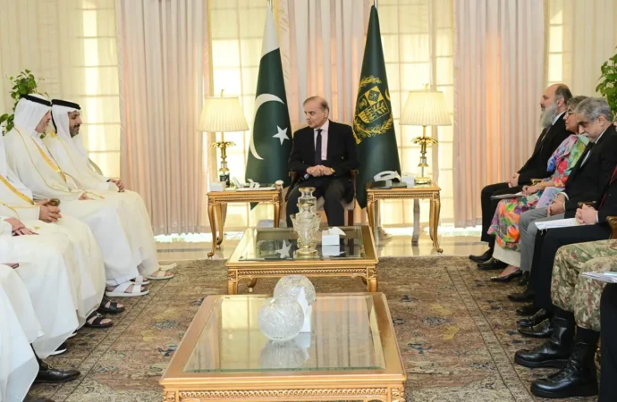 وزیراعظم کی قطر کے سرمایہ کاروں کوتعاون کی نئی راہیں تلاش کرنے کی دعوت