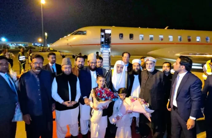 رابطہ عالم اسلامی کے سیکرٹری جنرل6روزہ دورے پرپاکستان پہنچ گئے