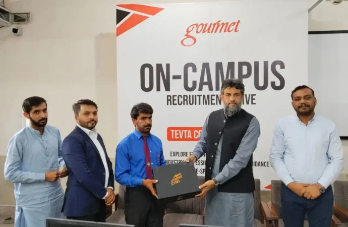 گورنمنٹ کالج آف ٹیکنالوجی میں روزگار ہی روزگار کے نام سے سیمینارکا انعقاد