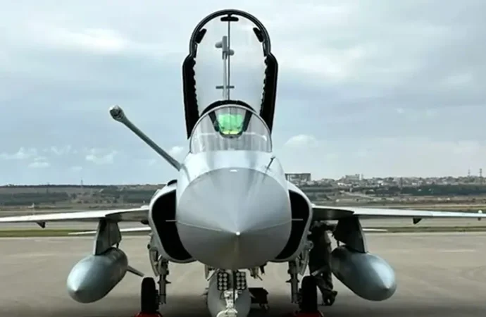 پاک فضائیہ کا ایک دستہ دوطرفہ فضائی جنگی مشق کے لیے آذربائیجان پہنچ گیا