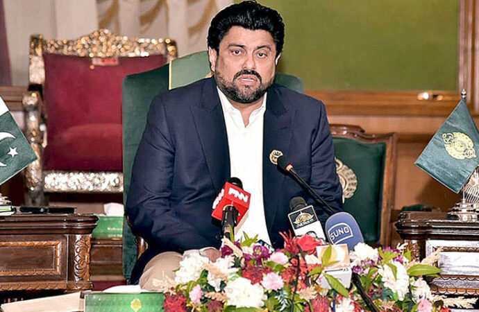 کامران ٹیسوری کاایس ایم ایز کی معاونت کیلئے گورنر ہاؤس میں سیل قائم کرنے کا اعلان