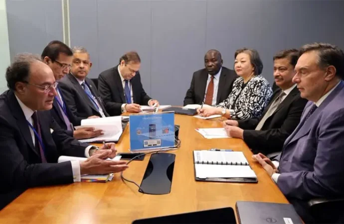 وزیرِ خزانہ نے پاکستان میں نجی شعبے میں سرمایہ کاری کے فروغ میں آئی ایف سی کے کردار کو سراہا۔