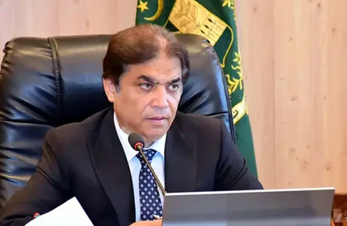 کراچی–روہڑی ریلوے لائن کی اپ گریڈیشن کا سنگِ بنیاد جنوری میں رکھا جائے گا، حنیف عباسی