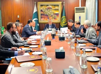 اشیائے ضروریہ کی بلاتعطل فراہمی کیلئے وفاق اور صوبوں میں روابط ضروری ہیں:ڈار