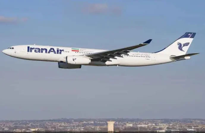 ایران ایئر کی پہلی پرواز کی کوئٹہ آمد پر واٹر کینن سلامی سے استقبال