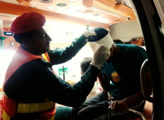 علی بھائی فرنیچر ہاؤس سرگودھا روڈ کے قریب دو موٹرسائیکلز میں تصادم 2 افراد زخمی،ریسکیو