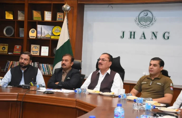 سابق ممبر صوبائی اسمبلی محمد اسلم بھروانہ اور ڈپٹی کمشنر کی زیر صدارت ڈسٹرکٹ کوارڈینیشن کمیٹی کا اجلاس منعقد ہوا