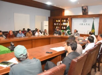 ڈپٹی کمشنر علی اکبر بھنڈر کی ہدایات پر ضلعی محکموں کے افسران کی کارکردگی بارے جائزہ اجلاس منعقد ہوا