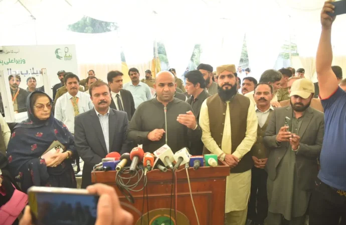 ضلع جھنگ کے زیر تعمیر 8 کالجوں کیلئے درکار 100 ملین کے فنڈز فوری طور پر جاری ہو جائیں گے،رانا سکندر حیات