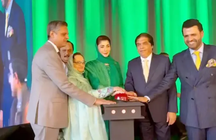 وزیر اعلیٰ پنجاب کا راولپنڈی میں الیکٹرک بس منصوبے کا افتتاح