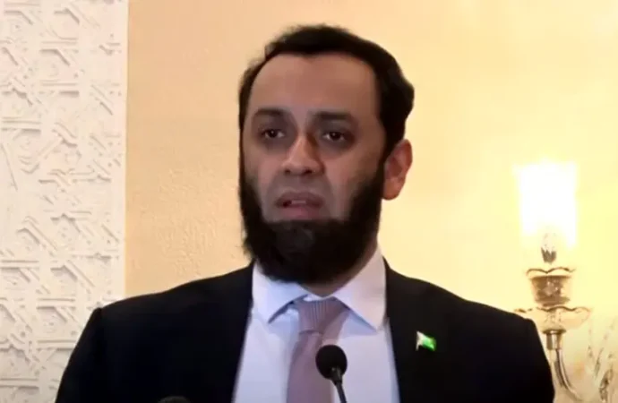 ستائیسویں آئینی ترمیم کے حوالے سےکوئی ڈیڈلاک نہیں:وزیر اطلاعات