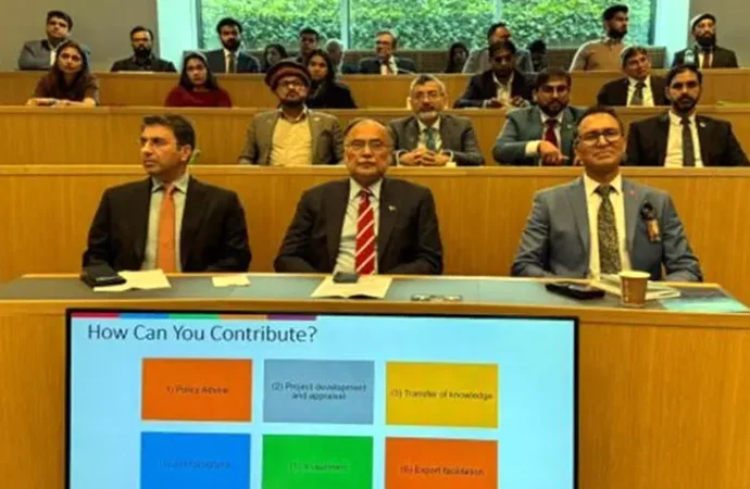 دنیا بھر میں بسنے والے پاکستانیوں نے اڑان پاکستان کے بارے میں آکسفورڈ کے تاریخی اعلامیہ کی حمایت کردی