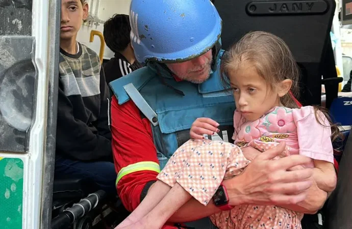 عالمی ادارہ صحت کا غزہ میں بچوں کے لیے صحت کا ایک بڑا منصوبہ شروع کرنے کا اعلان