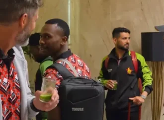 سہ فریقی سیریز:زمبابوے کرکٹ ٹیم پاکستان پہنچ گئی