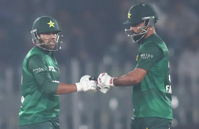 سہ ملکی ٹی ٹوئنٹی سیریز : پاکستان نے زمبابوے کو 5 وکٹوں سے شکست دیدی