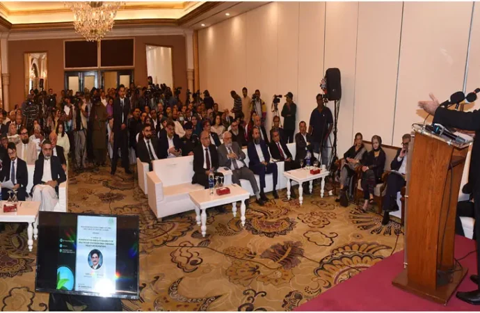 وزیراعلیٰ سندھ کا تعلیم، صنعت اور صحت کے شعبوں کے درمیان باہمی تعاون کی ضرورت پر زور