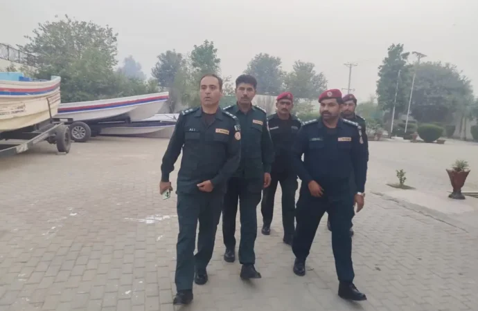 ڈسٹرکٹ ایمرجنسی آفیسر علی حسین کا جھنگ کی تمام تحصیلوں کے ریسکیو اسٹیشن کا دورہ