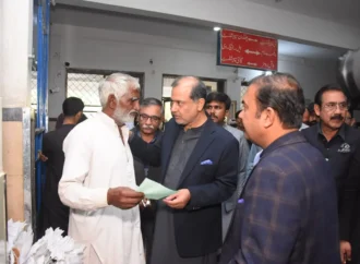 کمشنر فیصل آباد نے تحصیل اٹھارہ ہزاری میں ستھرا پنجاب کنٹریکٹر کو صفائی کی ناقص صورتحال پر 5 لاکھ روپے جرمانہ عائد کردیا۔