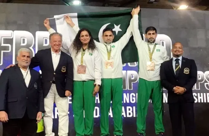 عالمی فٹنس چیلنج اور باڈی بلڈنگ چیمپئن شپ میں پاکستان نے کانسی کے تین تمغے حاصل کرلیے