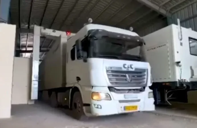 پاکستان نے چین اور ایران کے ساتھ اپنی سرحدوں پر جدید ترین سکینر سسٹم نصب کردیا