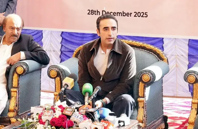 بلاول بھٹو نے لاڑکانہ میں بچوں کے ہسپتال میں انتہائی نگہداشت یونٹ کا افتتاح کردیا