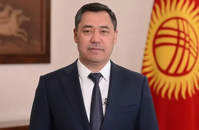 کرغزستان کے صدر دوروزہ سرکاری دورے پراسلام آباد پہنچ گئے