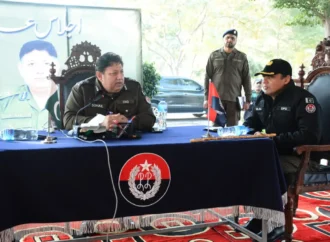 آر پی او فیصل آباد سہیل اختر سکھیرا کا ضلع جھنگ کا دورہ ,کھلی کچہری اور پولیس لائن کا دورہ