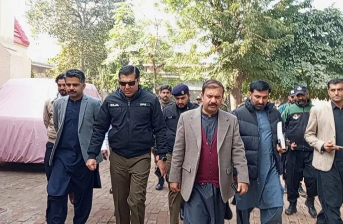 کرسمس کی آمد کے پیشِ نظر ضلع جھنگ میں سکیورٹی کے فول پروف انتظامات مکمل کر لیے گئے