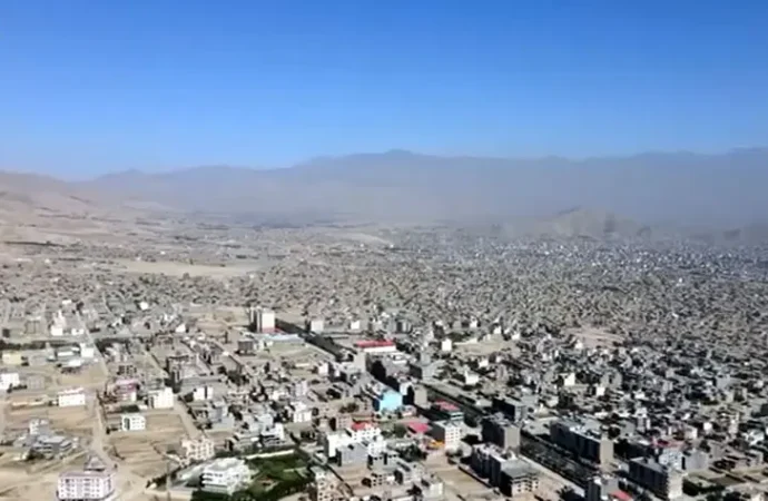 افغان طالبان رجیم کے دوبارہ اقتدار میں آنے کے بعد افغانستان کی معیشت بدترین زبوں حالی کا شکار