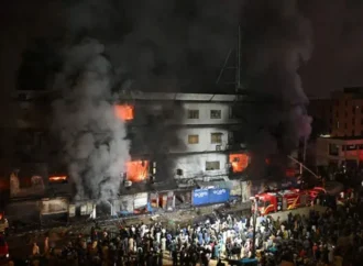 کراچی ، گل پلازہ،آتشزدگی کے واقعے میں چھ افراد جاں بحق