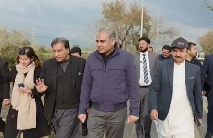 وزیر داخلہ کا اسلام آباد میں نئے کنونشن سینٹر کی تعمیر کیلئے مجوزہ جگہ کا دورہ